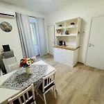 Mellini Escape Lejlighed Rom