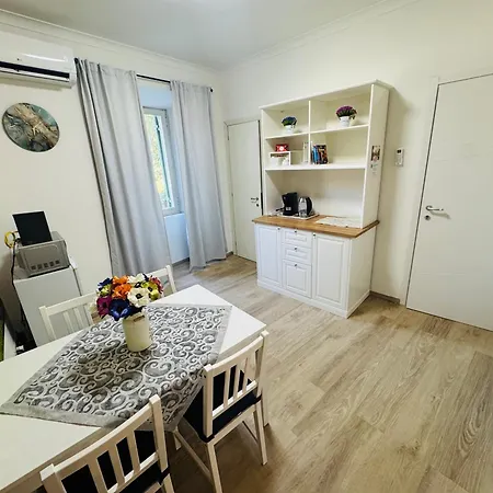 Mellini Escape Apartman Róma